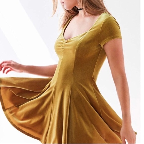 Urban Outfitters Kimichi Blue Gold Velvet Dress - Picture 2 of 5